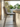 Banqueta Isadora com assento em polipropileno e base em aço carbono pintado. Bege #cor_bege