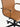 Cadeira De Escritório Copenhague Black Diretor em courino sintético PU com costuras horizontais e aço cromado. Caramelo #cor_caramelo