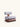 Poltrona Pavia com curva do encosto e base em cinamomo âmbar. off white #cor_off-white
