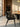 Cadeira Brooklyn estofada em courino sintético PU. preto #cor_preto