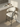 Banqueta Elena estofada em tecido ou courino sintético PU Off White #cor_off-white
