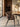 Cadeira Brooklyn estofada em courino sintético PU marrom #cor_marrom