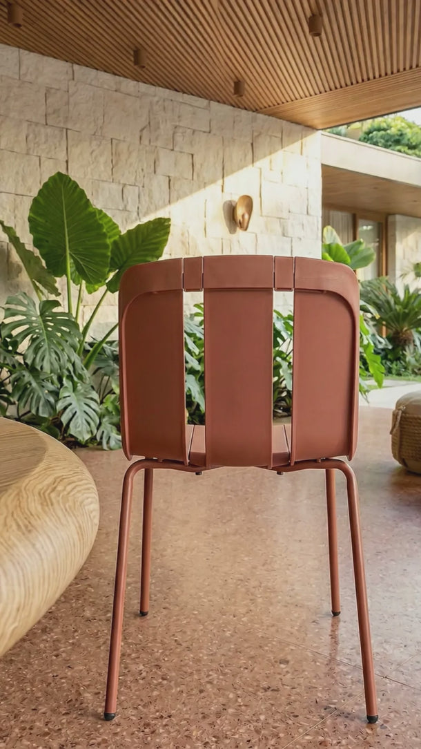 Cadeira Maui em polipropileno resistente Terracota #cor_terracota