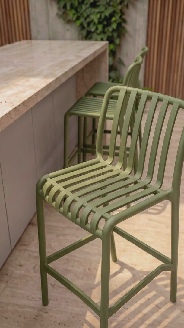 Banqueta Naples em polipropileno resistente Verde #cor_verde